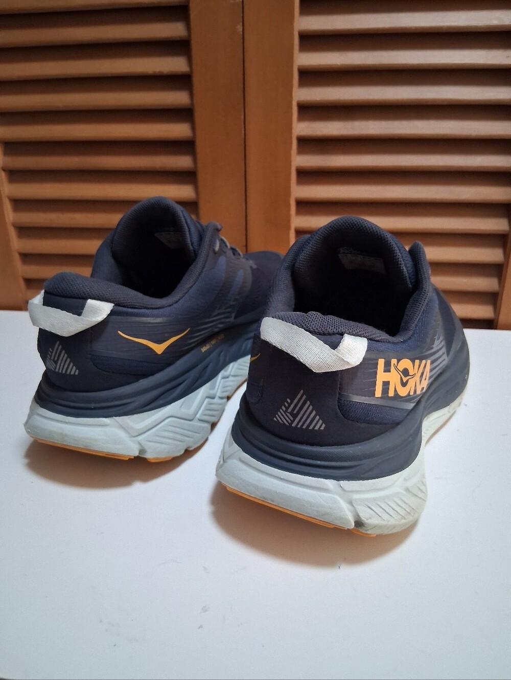Hoka Stinson ATR 6 Trail Running Shoe Mens Size 9.5 Ombré Blue/Saffron - Picture 6 of 8
